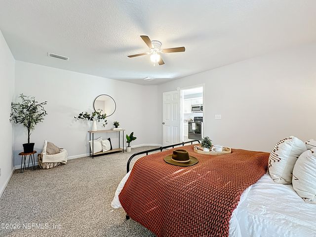 2432 W EDGEWOOD Avenue, Jacksonville, FL 32209
