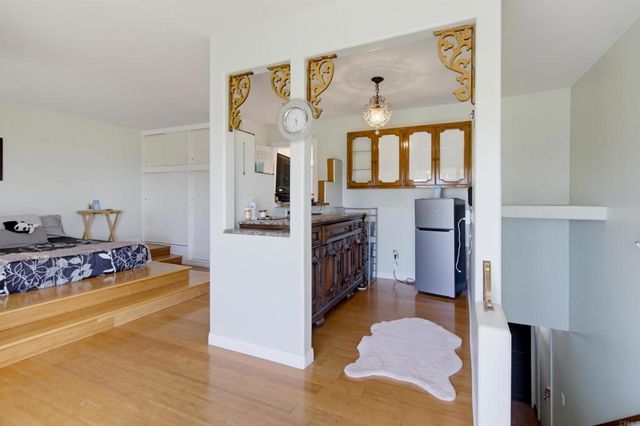 6060 Cowels Mountain Boulevard, La Mesa, CA 91942
