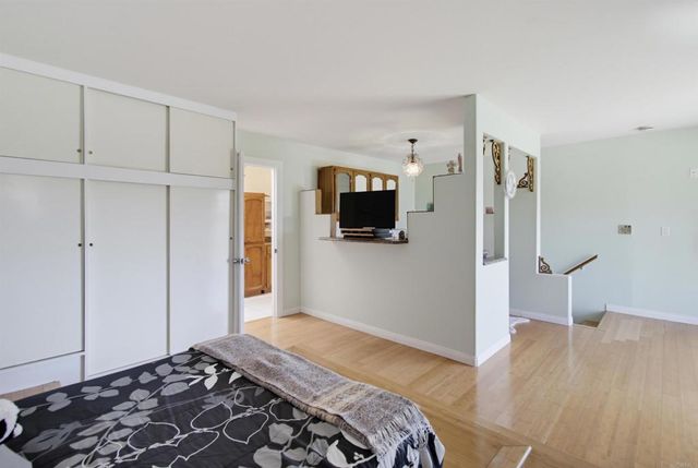 6060 Cowels Mountain Boulevard, La Mesa, CA 91942