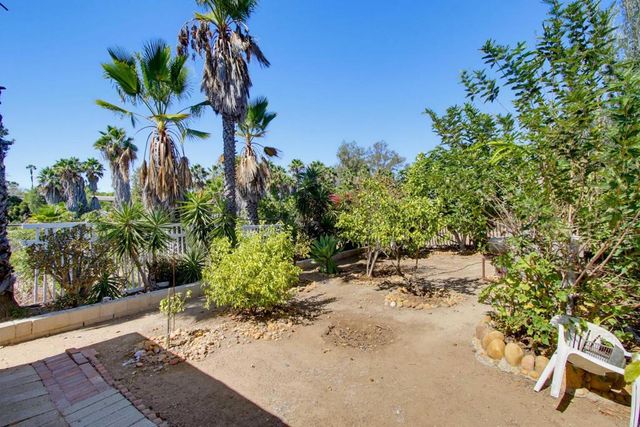 6060 Cowels Mountain Boulevard, La Mesa, CA 91942