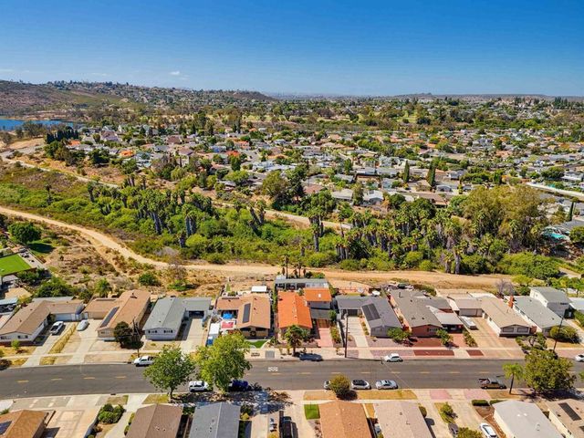 6060 Cowels Mountain Boulevard, La Mesa, CA 91942