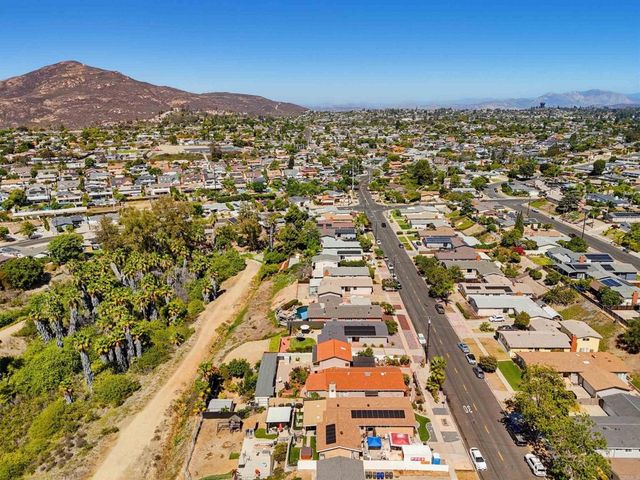 6060 Cowels Mountain Boulevard, La Mesa, CA 91942
