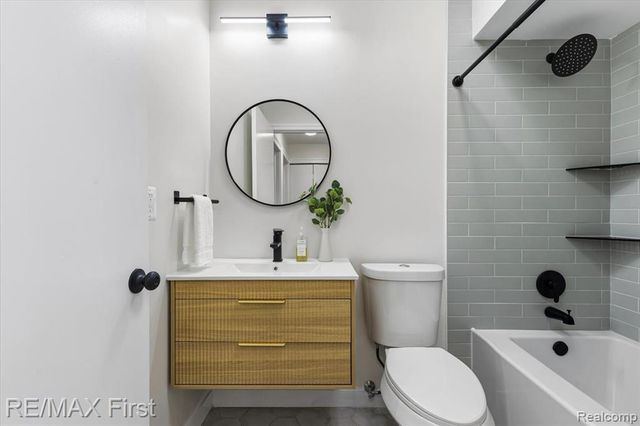 40548 Newport Drive, Plymouth, MI 48170