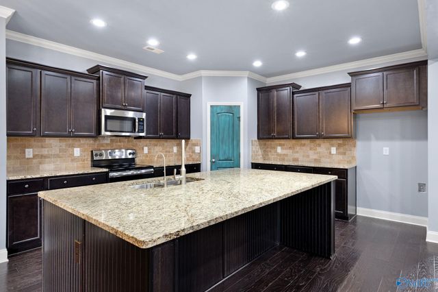 137 Chesnut Heath Court, Madison, AL 35756