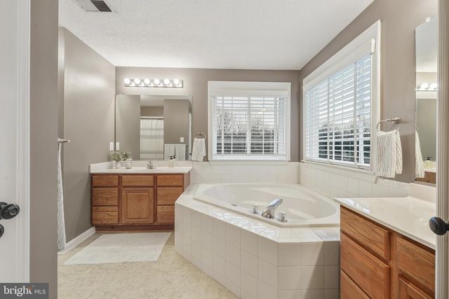 8439 DEN CIR, King George, VA 22485