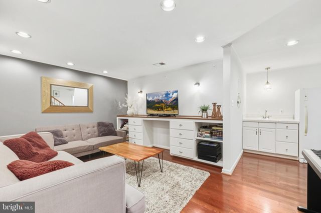 8439 DEN CIR, King George, VA 22485