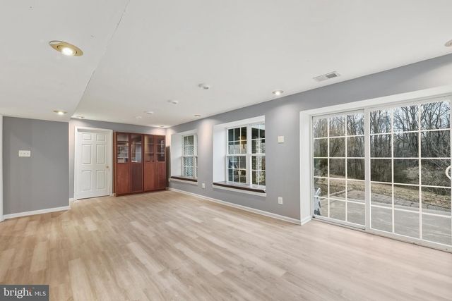 8439 DEN CIR, King George, VA 22485