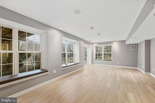 8439 DEN CIR, King George, VA 22485