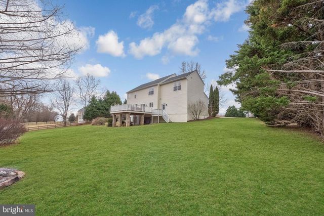 8439 DEN CIR, King George, VA 22485