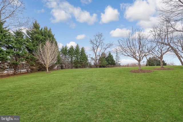 8439 DEN CIR, King George, VA 22485