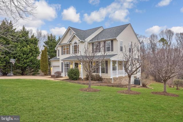 8439 DEN CIR, King George, VA 22485