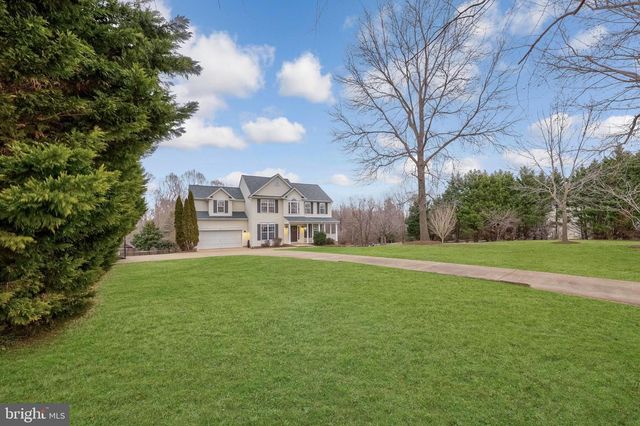 8439 DEN CIR, King George, VA 22485