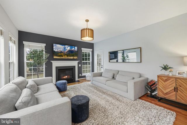 8439 DEN CIR, King George, VA 22485