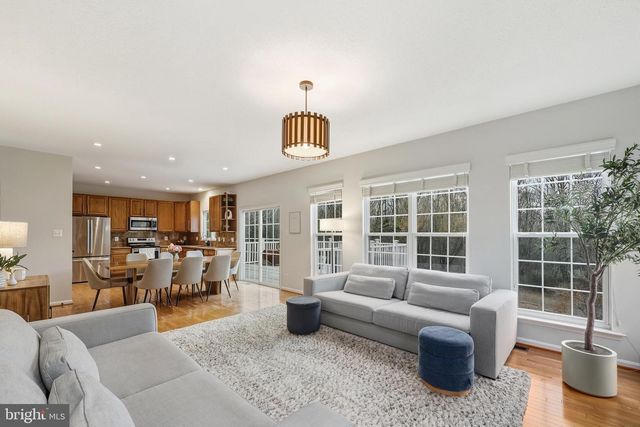 8439 DEN CIR, King George, VA 22485