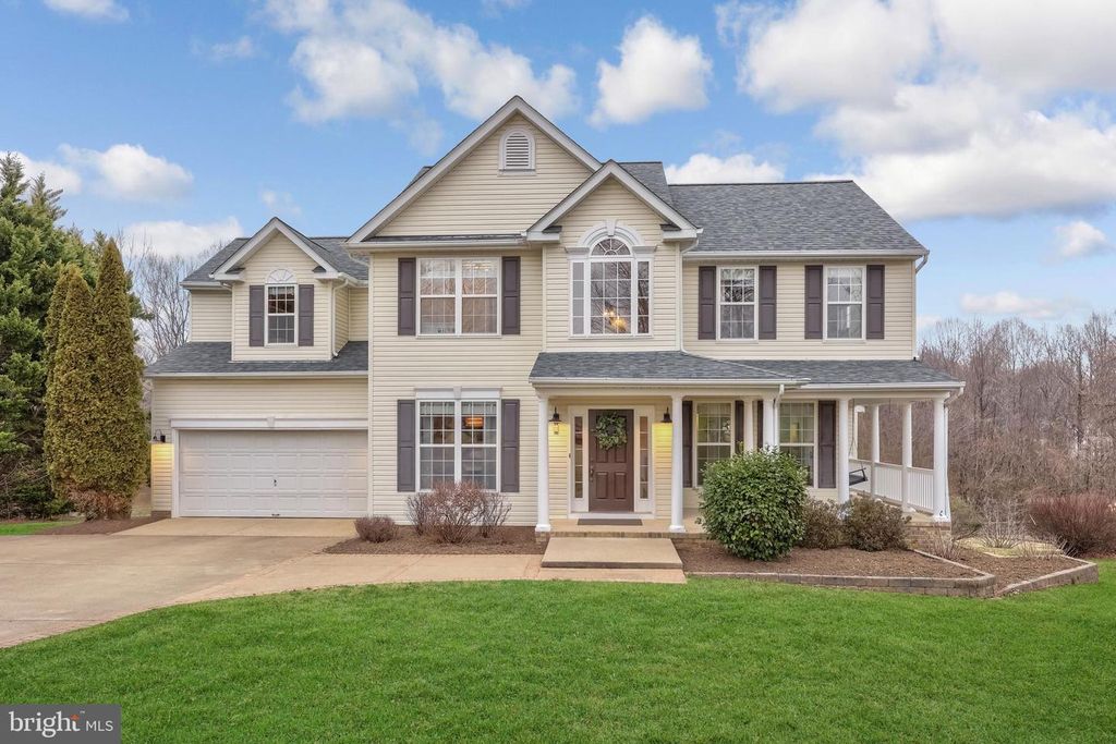 8439 DEN CIR, King George, VA 22485