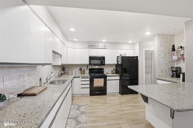 6605 Cutty Sark Street, Anchorage, AK 99502