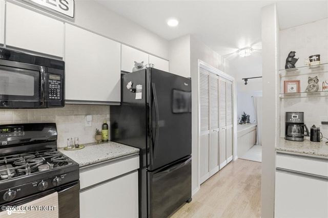 6605 Cutty Sark Street, Anchorage, AK 99502