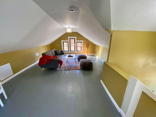 110 N Ogden Avenue, Columbus, OH 43204