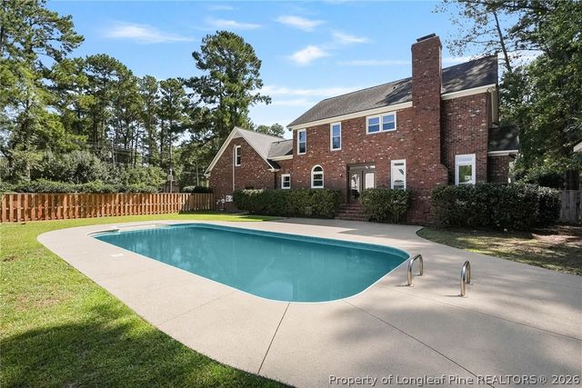 5400 Labrador Drive, Hope Mills, NC 28348