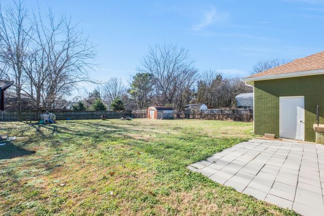 310 Santa Rosa Dr, Old Hickory, TN 37138