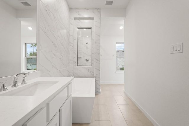 141 Cypress Pond Place, Montgomery, TX 77316