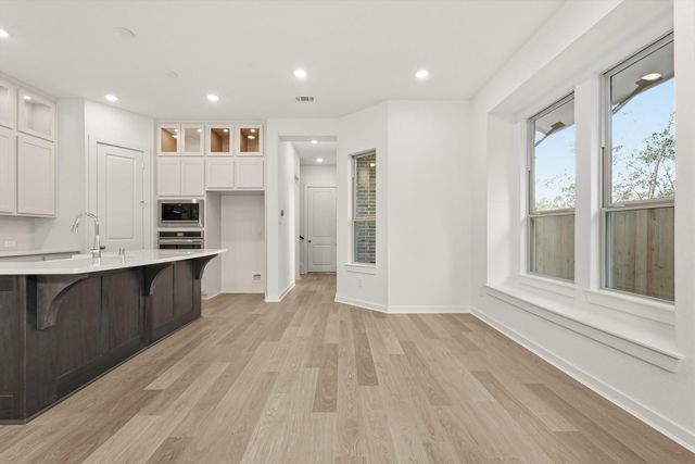 141 Cypress Pond Place, Montgomery, TX 77316