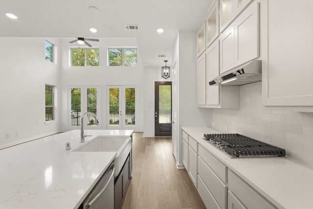 141 Cypress Pond Place, Montgomery, TX 77316