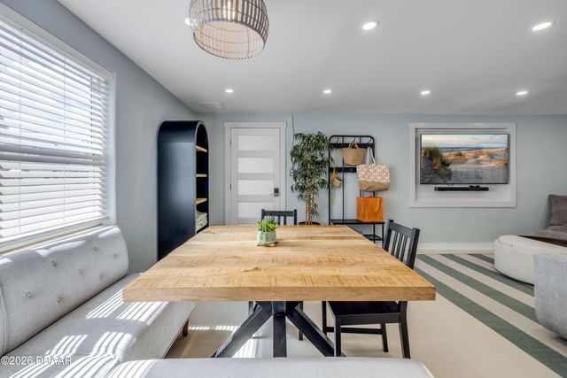 308 Due East Street, New Smyrna Beach, FL 32169