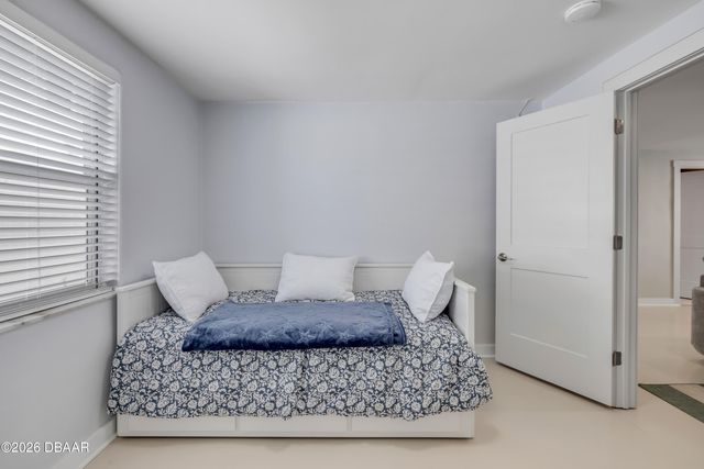 308 Due East Street, New Smyrna Beach, FL 32169