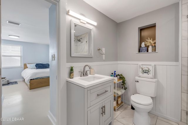 308 Due East Street, New Smyrna Beach, FL 32169