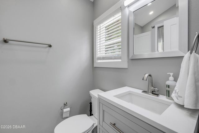 308 Due East Street, New Smyrna Beach, FL 32169