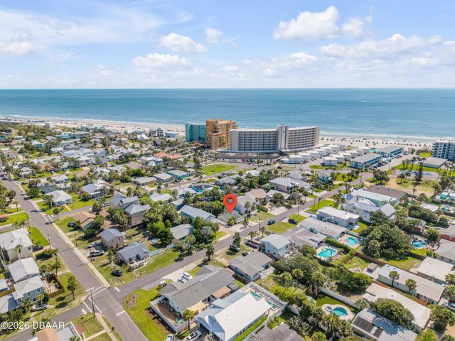 308 Due East Street, New Smyrna Beach, FL 32169