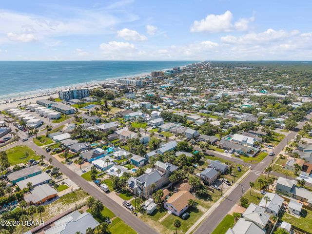 308 Due East Street, New Smyrna Beach, FL 32169