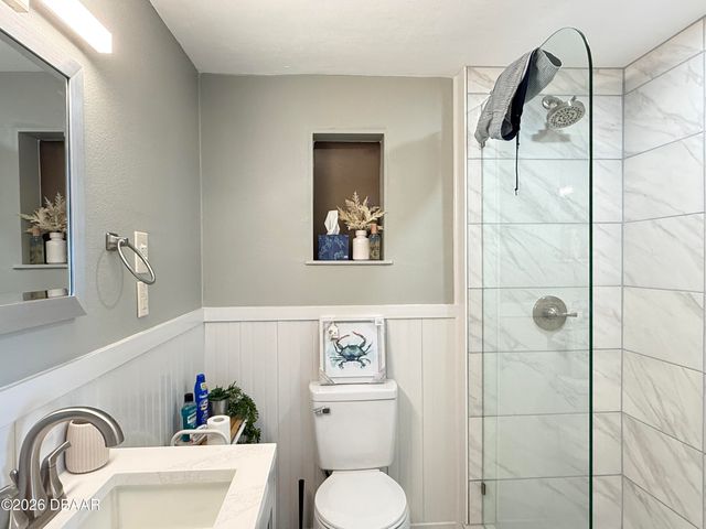 308 Due East Street, New Smyrna Beach, FL 32169