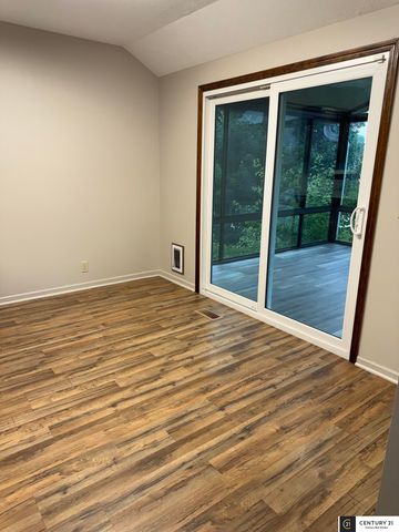 3432 Faye Drive, Bellevue, NE 68123