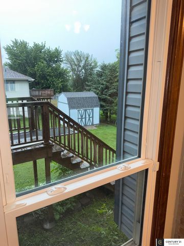 3432 Faye Drive, Bellevue, NE 68123
