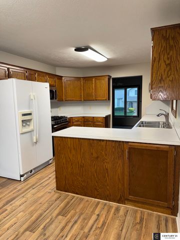 3432 Faye Drive, Bellevue, NE 68123