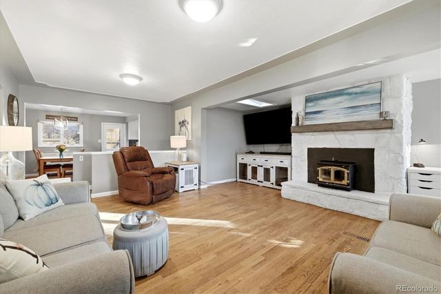 4800 S Fox Street, Englewood, CO 80110