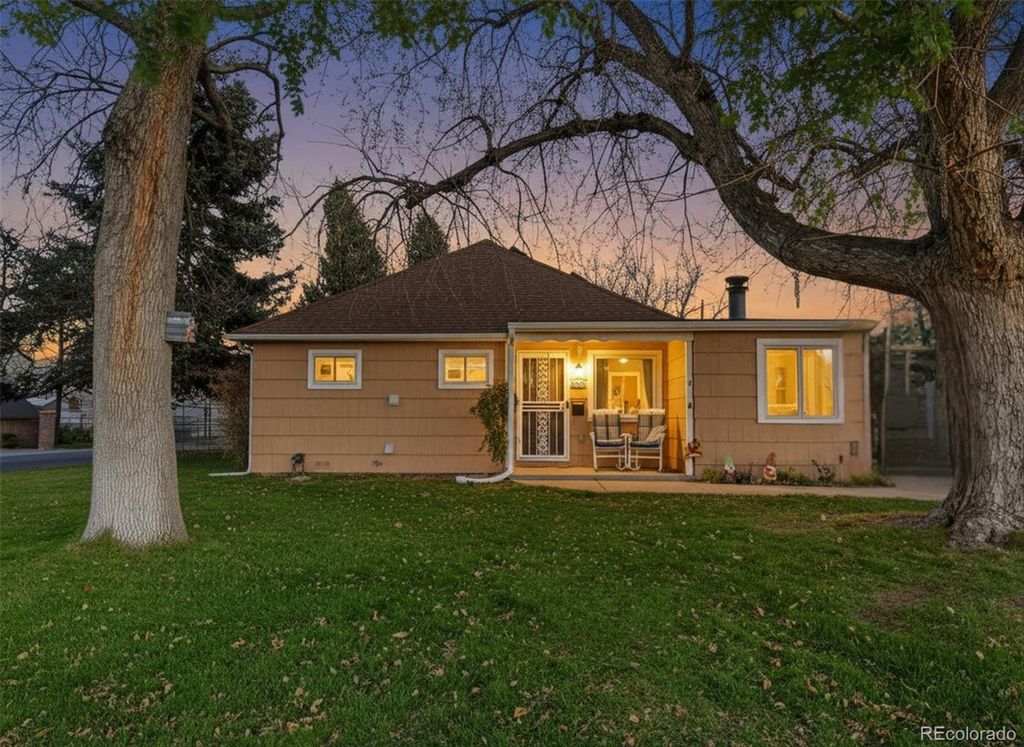 4800 S Fox Street, Englewood, CO 80110