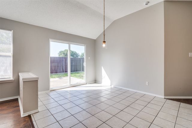 7302 Armstrong Lane, Rowlett, TX 75089