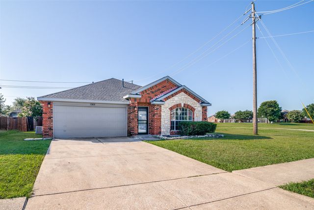 7302 Armstrong Lane, Rowlett, TX 75089