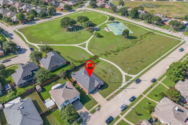 7302 Armstrong Lane, Rowlett, TX 75089