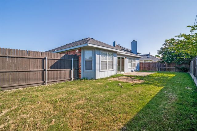 7302 Armstrong Lane, Rowlett, TX 75089