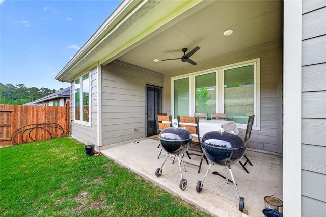 2836 Terrace Grove Drive, Conroe, TX 77304