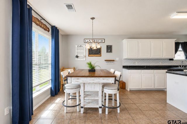 268 Cass Circle, Flint, TX 75762