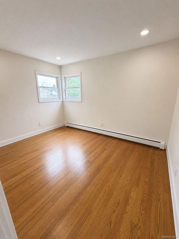 790 Wellwood Avenue, Lindenhurst, NY 11757