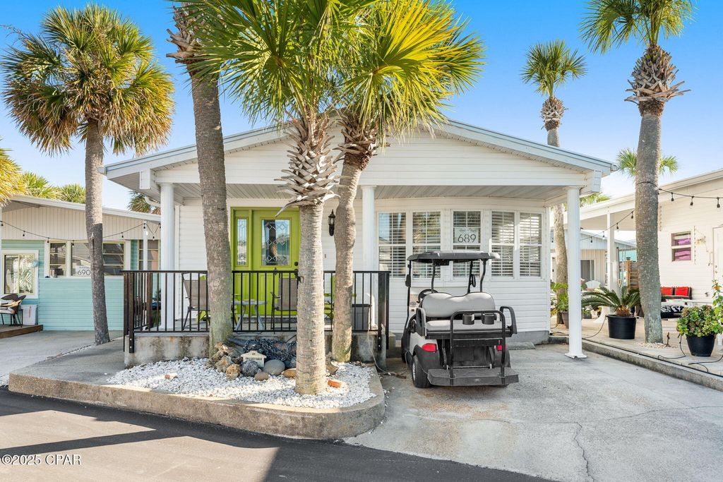 689 Seashell Drive, Panama City Beach, FL 32408