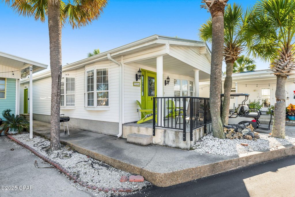 Image 3 of property listing at 689 Seashell Drive, Panama City Beach, FL 32408