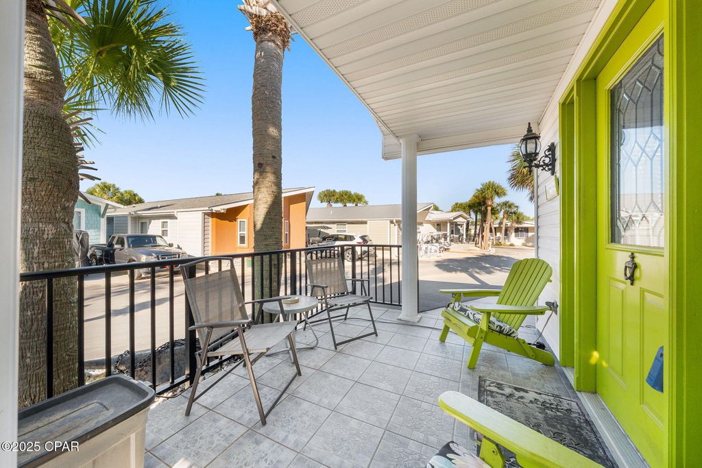 Image 4 of property listing at 689 Seashell Drive, Panama City Beach, FL 32408