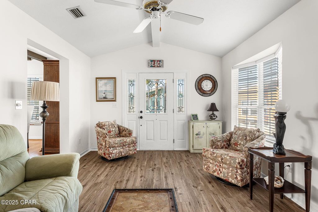 Image 7 of property listing at 689 Seashell Drive, Panama City Beach, FL 32408